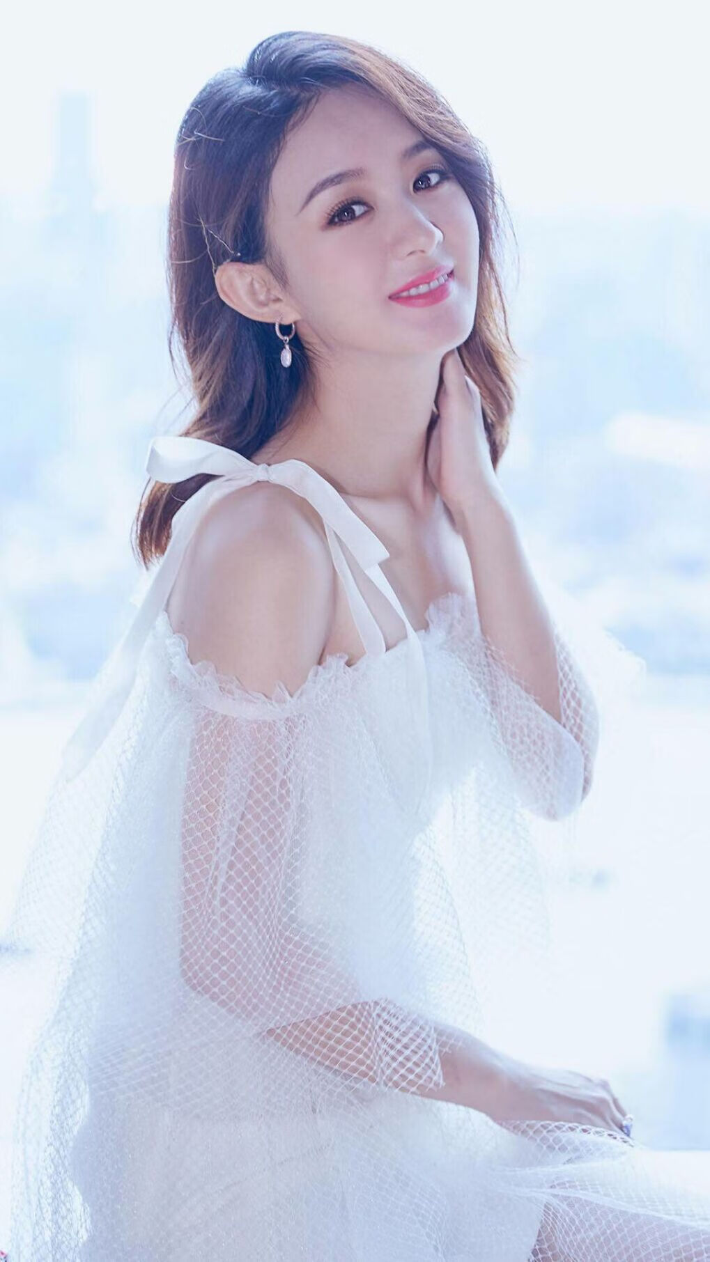 镣铐与奔袭,当突尼斯的地缘棋局遇见劳塔罗的致命一击