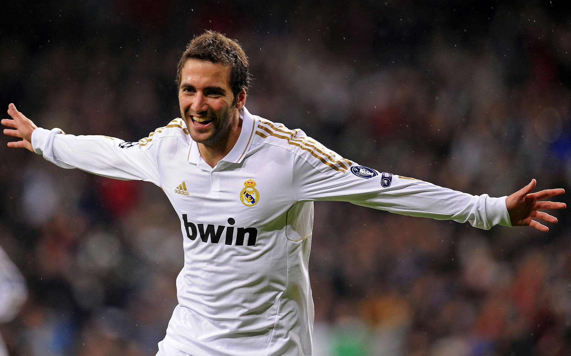 当篮球化为绿茵战场，德罗赞的欧冠淘汰赛之夜