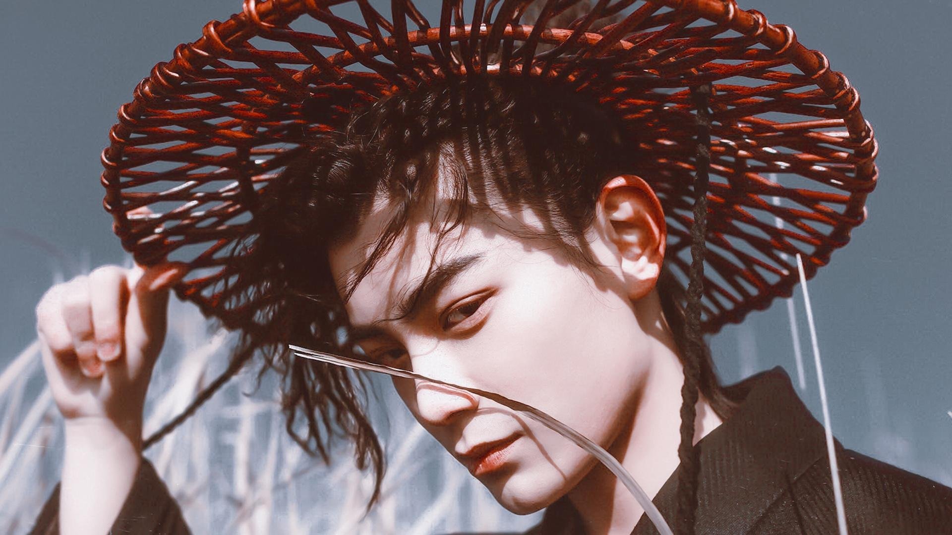 跨界风暴，喀麦隆足球逆转丹麦的绿茵传奇与凯恩在F1揭幕战的赛道统治