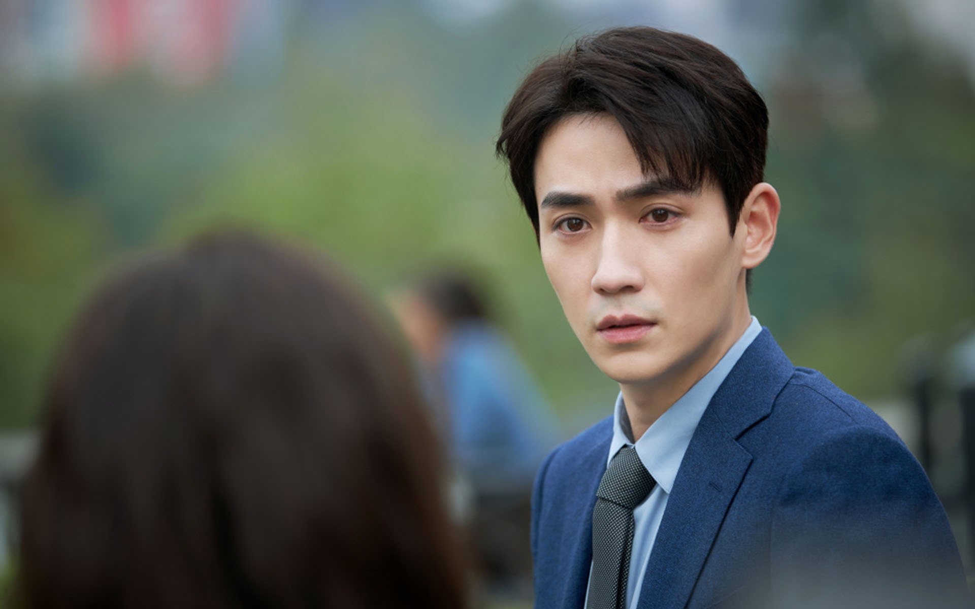 终极对决，赛道上的争冠风云与球场上的加时鏖战