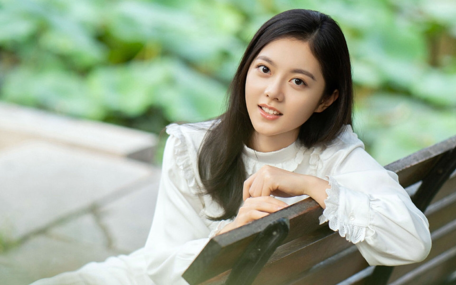 铁壁防守定乾坤,雄鹿季后赛焦点战锁死开拓者,演绎防守艺术