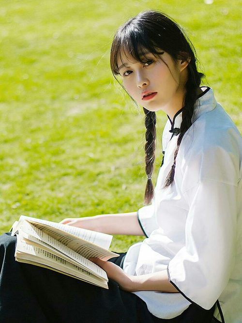 雷霆万钧！欧冠半决赛上演火力碾压，深圳队欧洲课堂代价沉重